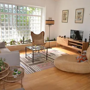 https://karouba31.fr-provencehotel.com